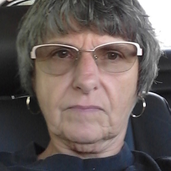 Meet your Posher, Vivian - Picture 1 of 1